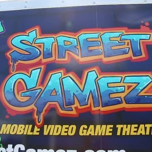 A sign for street gamez, an entertainment venue.